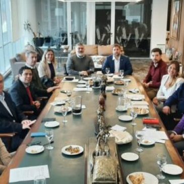 Reunión de la Mesa Forestoindustrial
